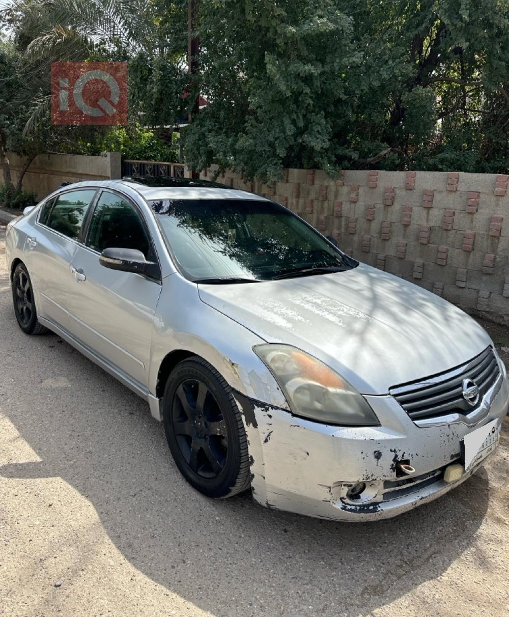 نيسان ألتيما